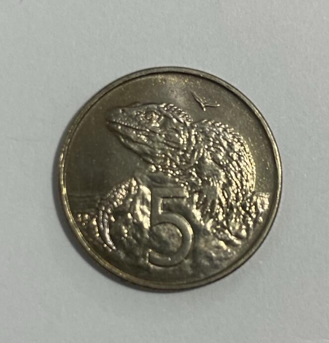 世界各国流通币专场 2001年新西兰5分，全新