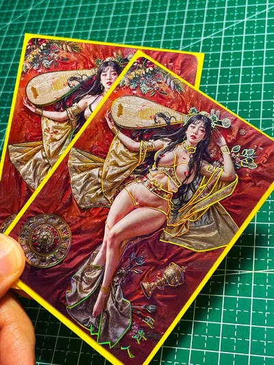 显眼宝第六期 私人收藏拍卖～ - 燎原 妖姬传第二弹 幻彩普卡王贵人一对 2张