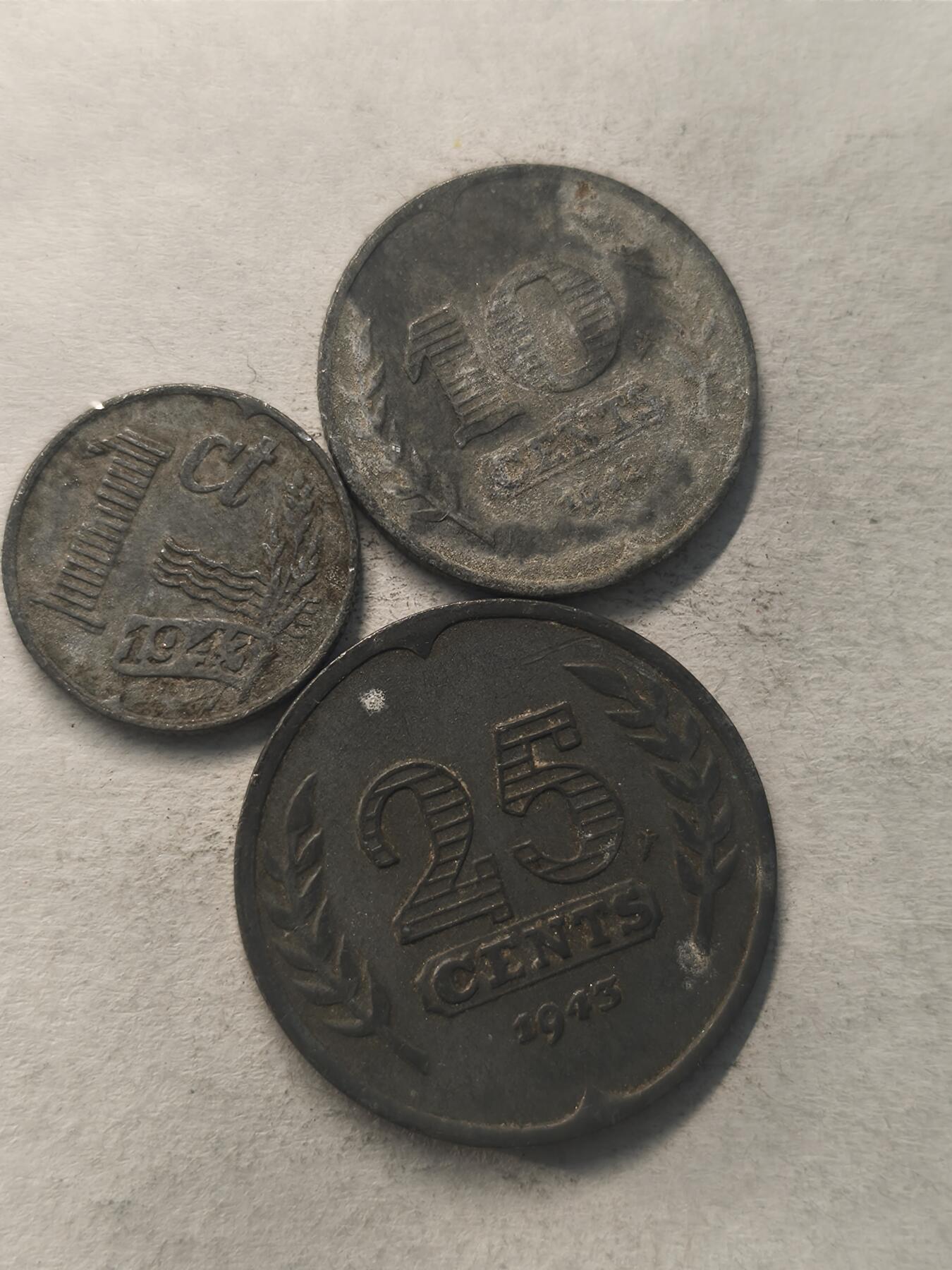 Krab外币市集Vol.6 荷兰二战锌币3枚一组