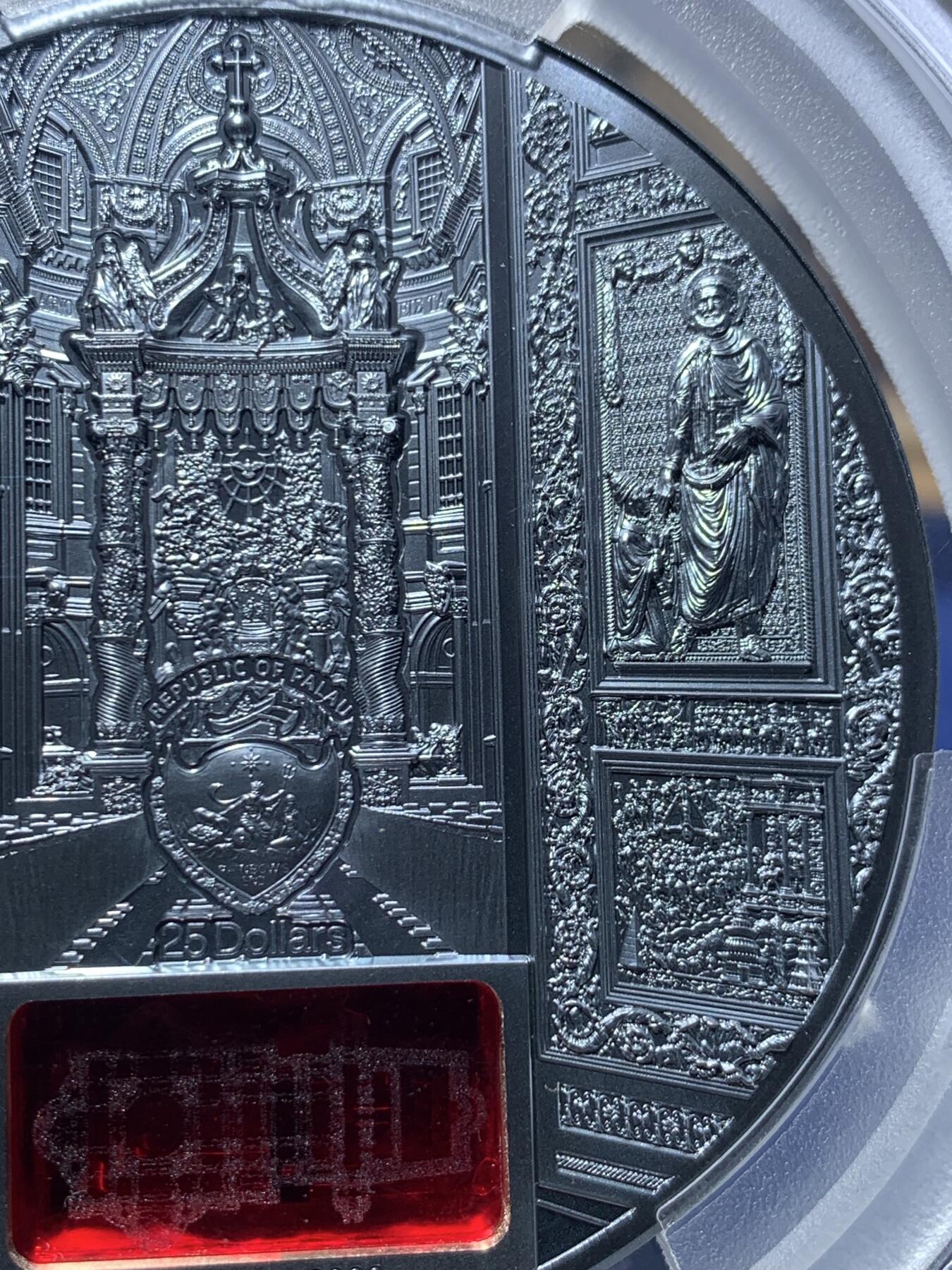《竞宝斋》第362场 周日，周一，周二  3场连拍 （全场包邮） PCGS PR70DCAM 帕劳2022年 蒂芙尼艺术大都会系列 梵蒂冈圣彼得大教堂超高浮雕精制纪念银币 带盒子 999纯银五盎司重（156克），币径65MM，限量发行555枚！硬币铸造界的巅峰之作 掌中银币之上，方寸之间尽展细节！