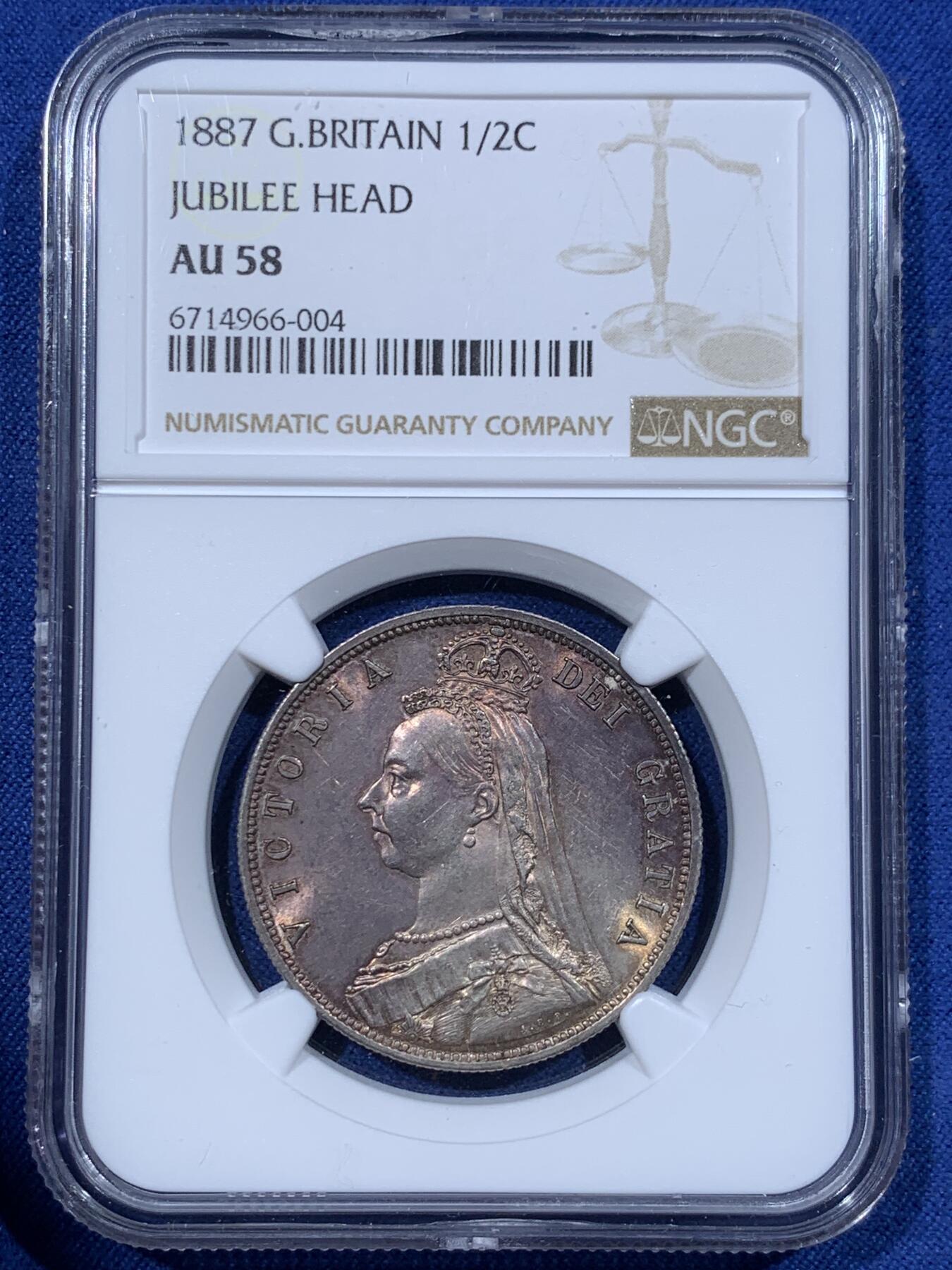 《竞宝斋》第362场 周日，周一，周二  3场连拍 （全场包邮） NGC AU58 英国1887年维多利亚高冠半克朗银币 原味包浆