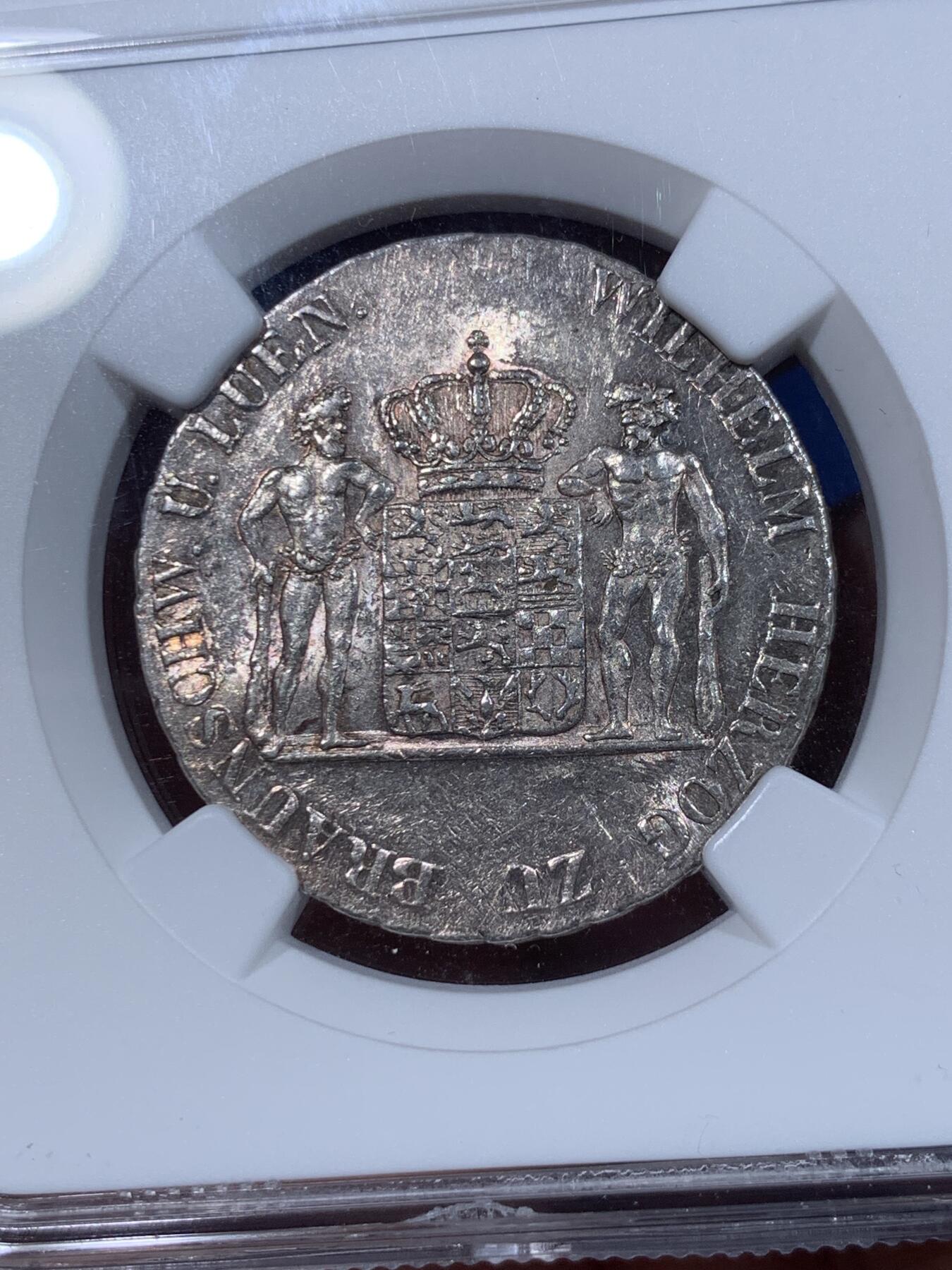 《竞宝斋》第362场 周日，周一，周二  3场连拍 （全场包邮） NGC MS61 德国布伦瑞克1832年野人盾徽24格罗申银币 首年年份，唯一亚军分，更高分仅一枚。背面标注“FEINES SILBER”，纯银精铸。经典的野人盾徽元素，十足转光，不可多得