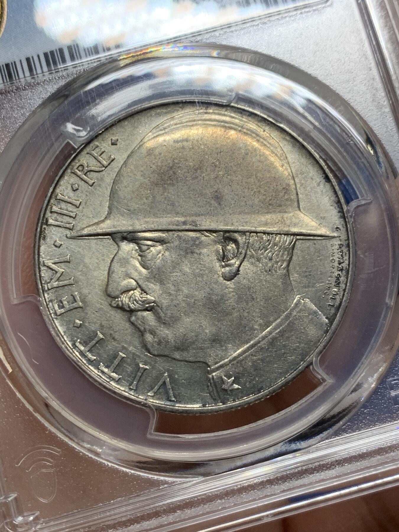 《竞宝斋》第362场 周日，周一，周二  3场连拍 （全场包邮） PCGS AU 意大利1928年一战结束十周年纪念20里拉大银币 经典大钢盔 意系热门品种 光度好 感觉可以再评试试