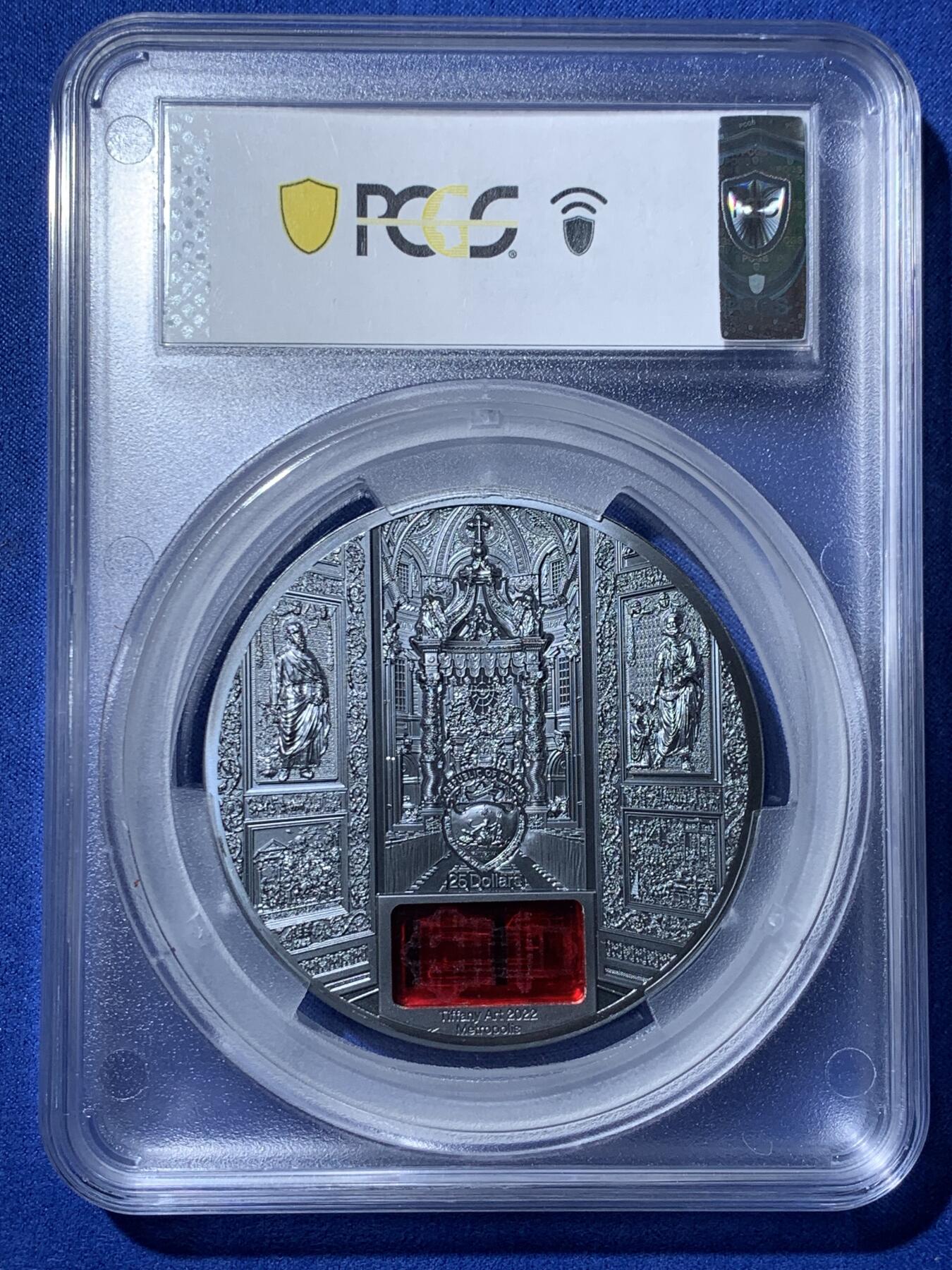 《竞宝斋》第362场 周日，周一，周二  3场连拍 （全场包邮） PCGS PR70DCAM 帕劳2022年 蒂芙尼艺术大都会系列 梵蒂冈圣彼得大教堂超高浮雕精制纪念银币 带盒子 999纯银五盎司重（156克），币径65MM，限量发行555枚！硬币铸造界的巅峰之作 掌中银币之上，方寸之间尽展细节！