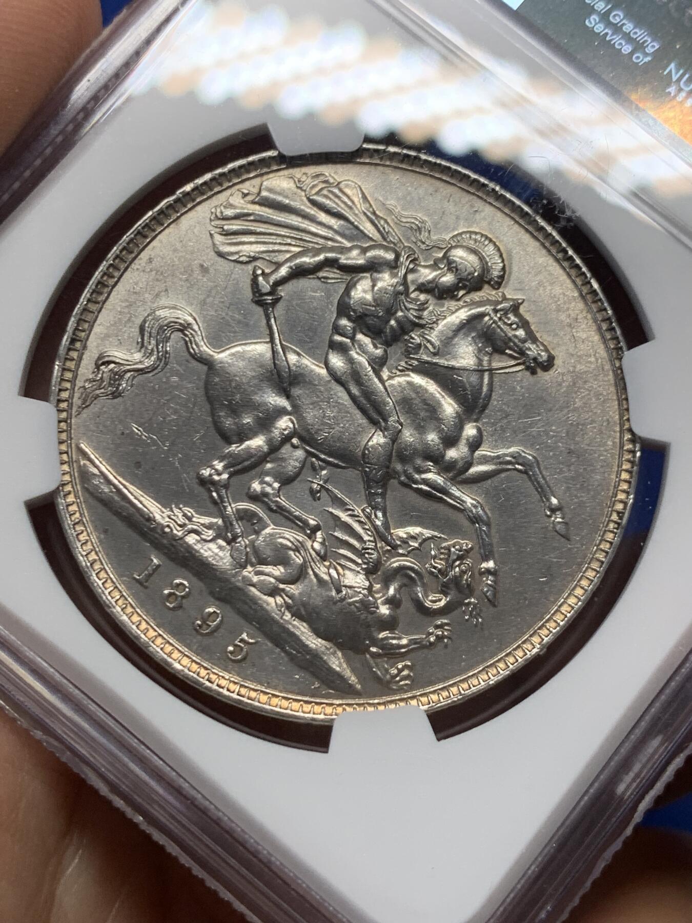 《竞宝斋》第363场 周日，周一，周二  3场连拍 （全场包邮） NGC UNCD 英国1895年维多利亚披纱1克朗马剑银币 原光少见