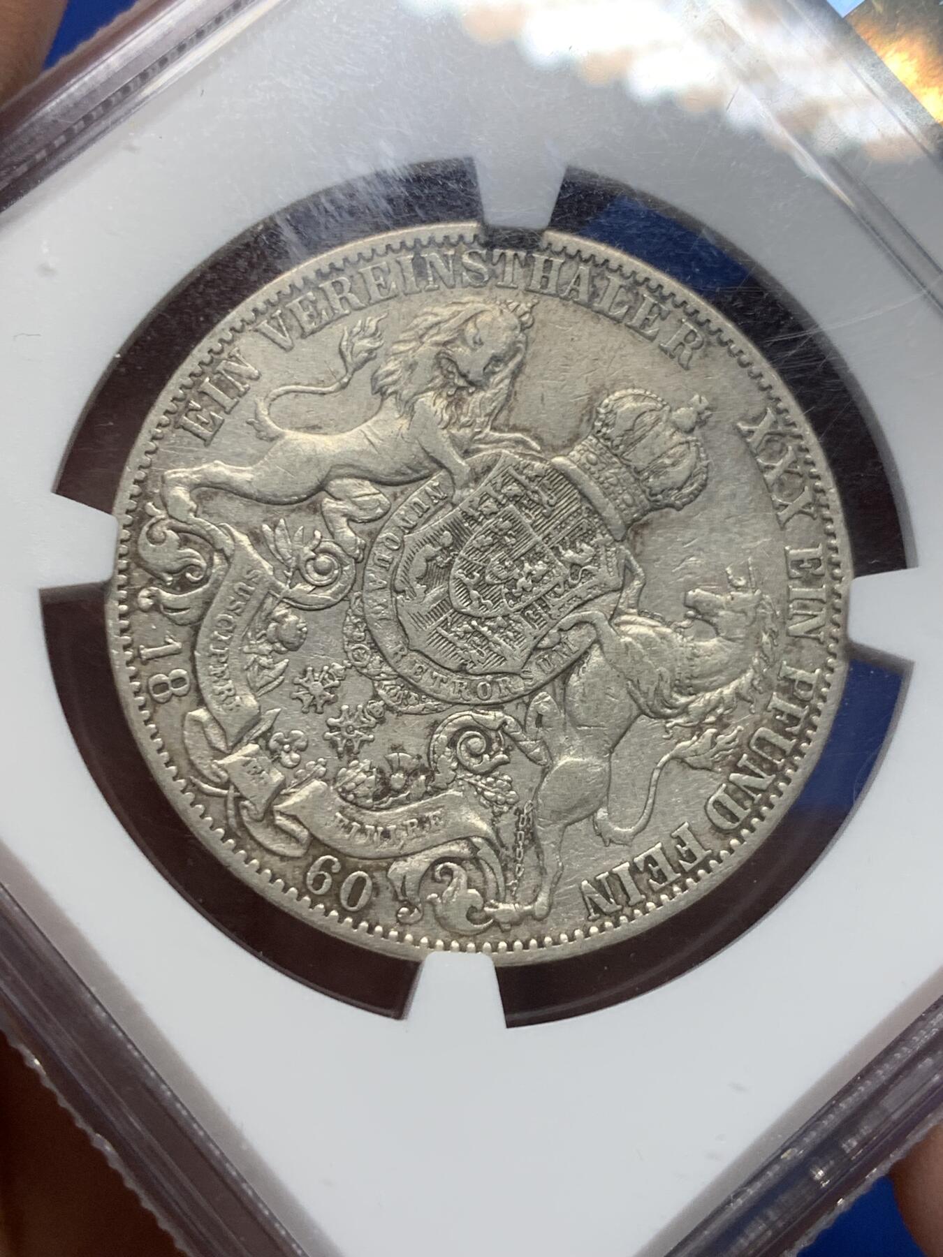 《竞宝斋》第363场 周日，周一，周二  3场连拍 （全场包邮） NGC XFD 德国1860B汉诺威王国1泰勒银币 少见年份