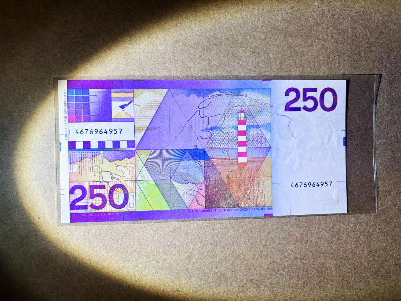 【Blue Auction】世界纸币精拍第635期【精】——16级TOP拍卖/信誉/品质/专业/高效💫 荷兰 1985年250盾 灯塔 全新UNC