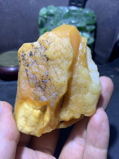 高玉化缅甸黄玉原石一颗！， - 高玉化缅甸黄玉原石一颗！，