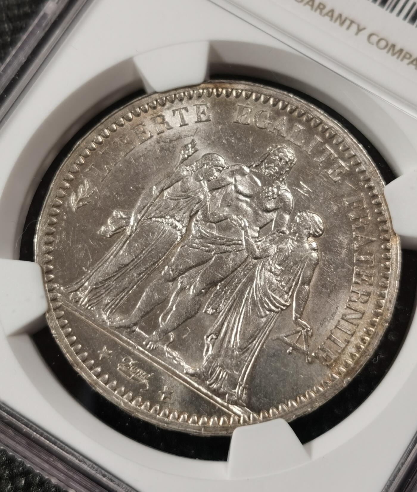 甄臻铺-世界钱币拍卖（第9期）新铺开张，欢迎捧场 NGC-MS62 1873年法国大力神5法郎，品质极佳，PL质感