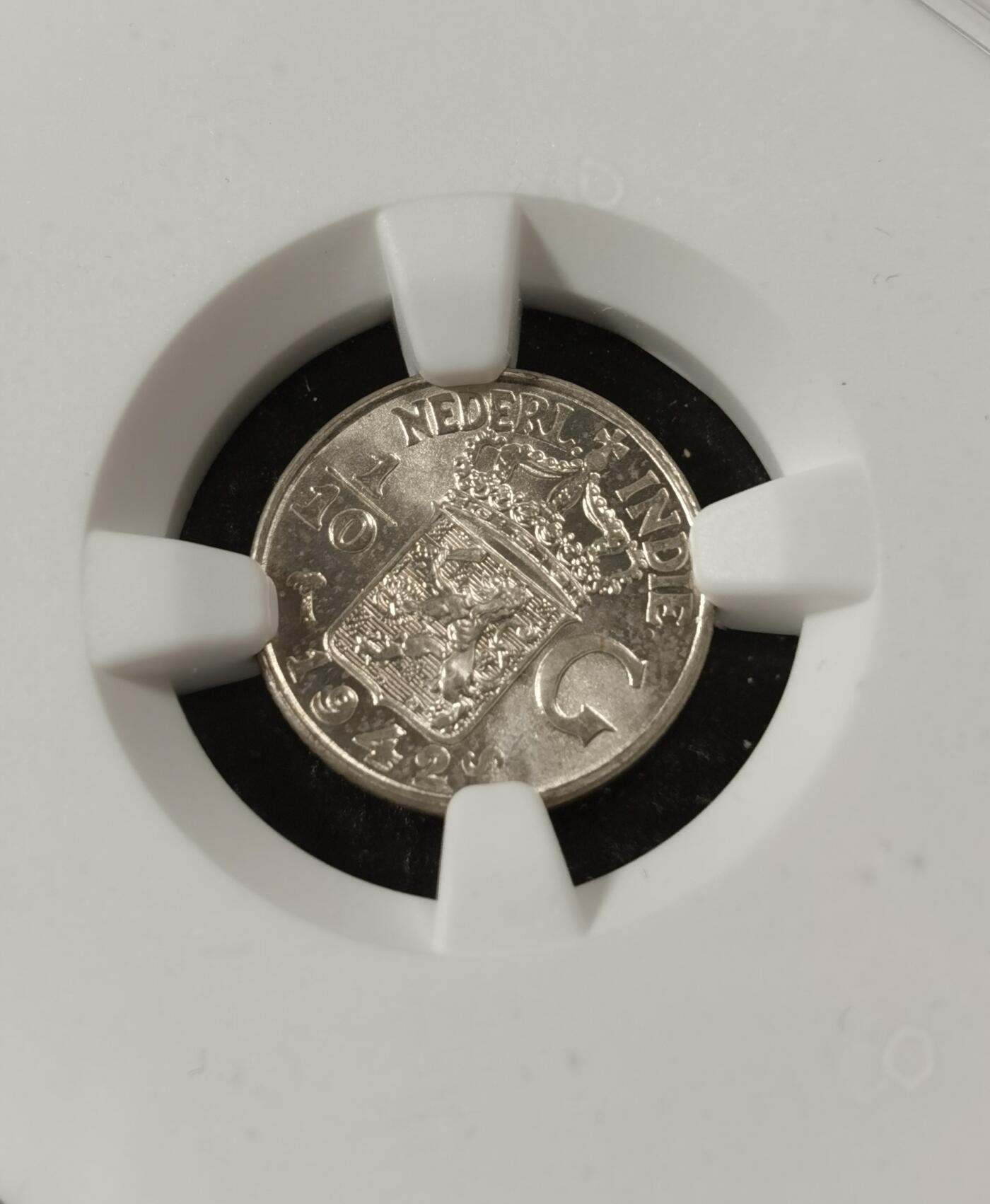 甄臻铺-世界钱币拍卖（第9期）新铺开张，欢迎捧场 NGC-MS64 1942年荷属东印度1/10盾