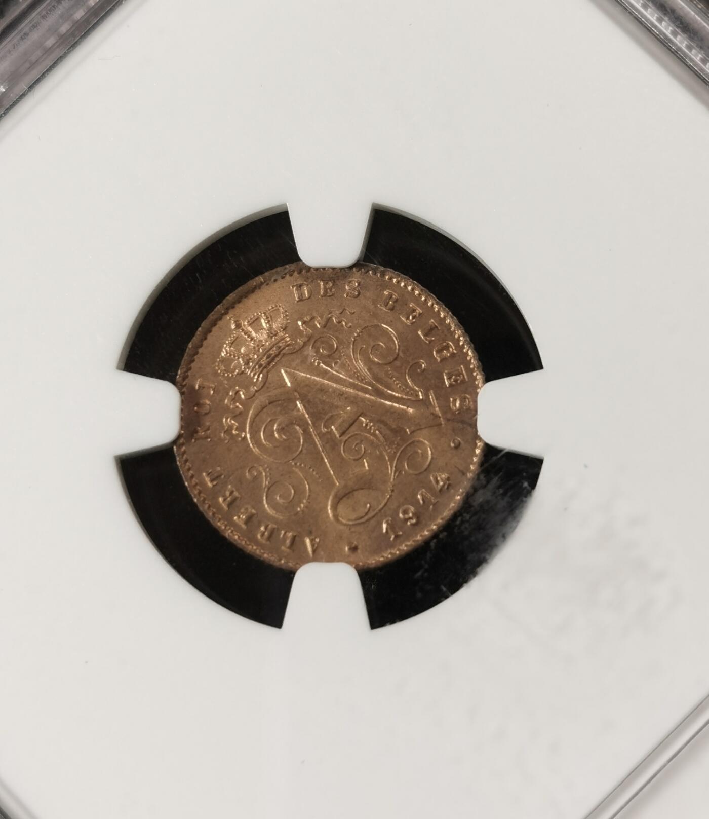 甄臻铺-世界钱币拍卖（第9期）新铺开张，欢迎捧场 NGC-MS65RB 1914比利时小铜币很经典的图案，实物光感非常好，ngc评级亚军分