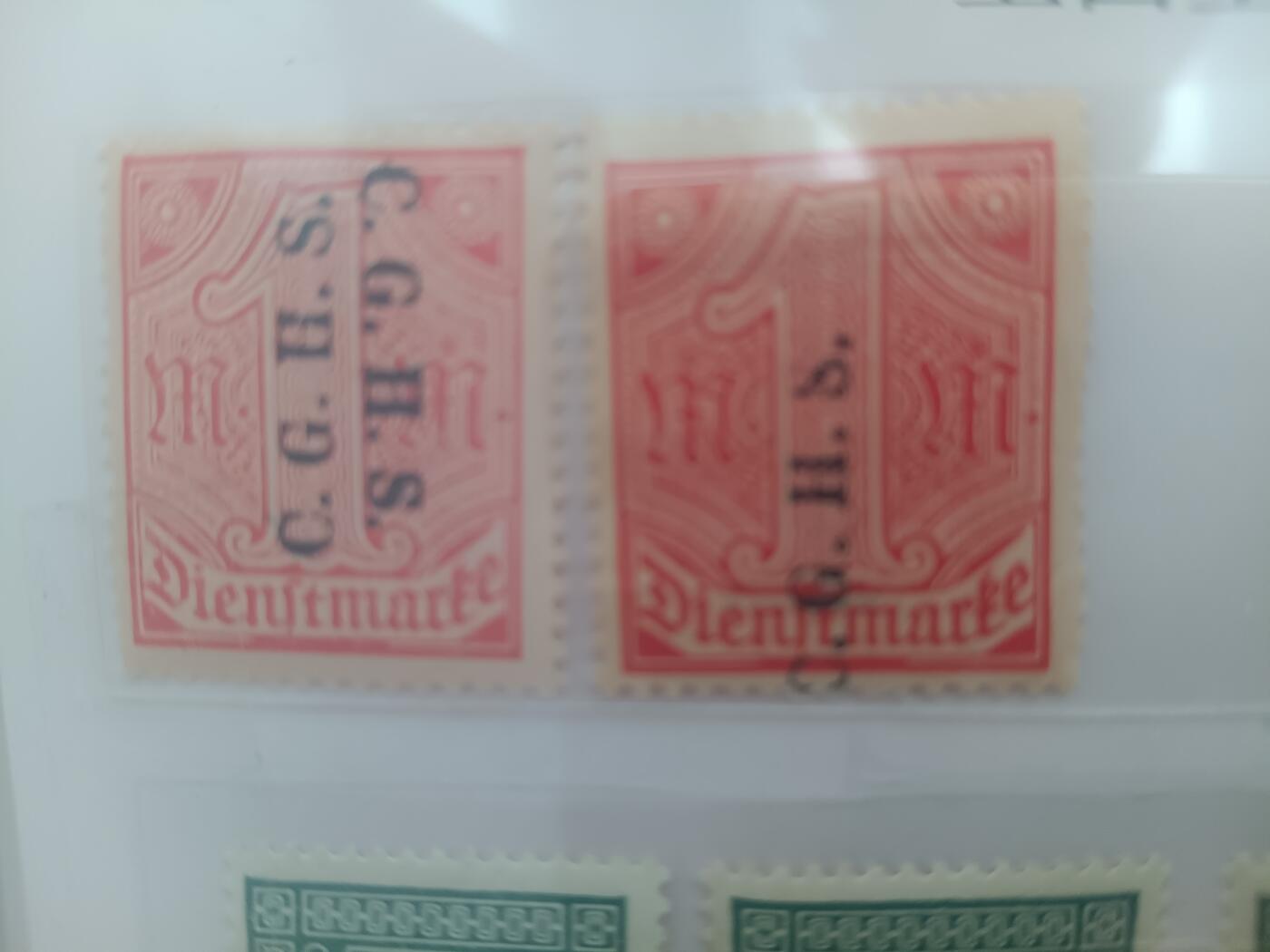 错变体 —— 上西里西亚，1920-1921年，公事邮票加盖“C.G.H.S”加盖变体，全新38枚一组合售，赠二枚同时期地方公事票加盖变体  （店内编号121）