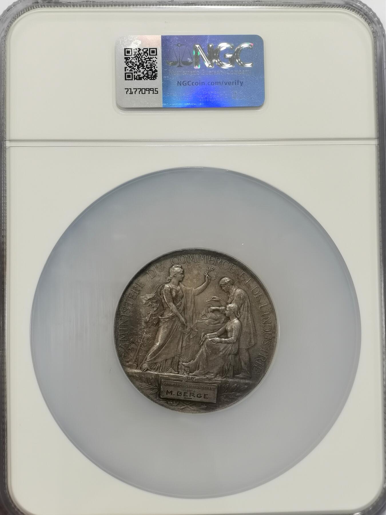 博洋堂世界钱币拍卖第115期（全场包邮） NGC MS62 法国1924年商业保险联盟纪念大银章，50mm超大款。大型纪念币章由于更容易受到磕碰和污染，出分不易。