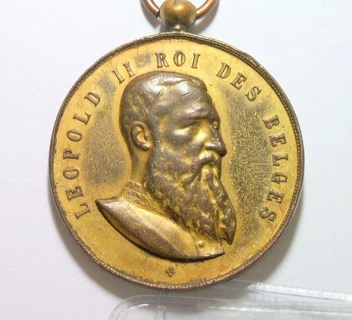 比利时1909年 利奥波德二世高浮雕精制大镀金章 40MM 