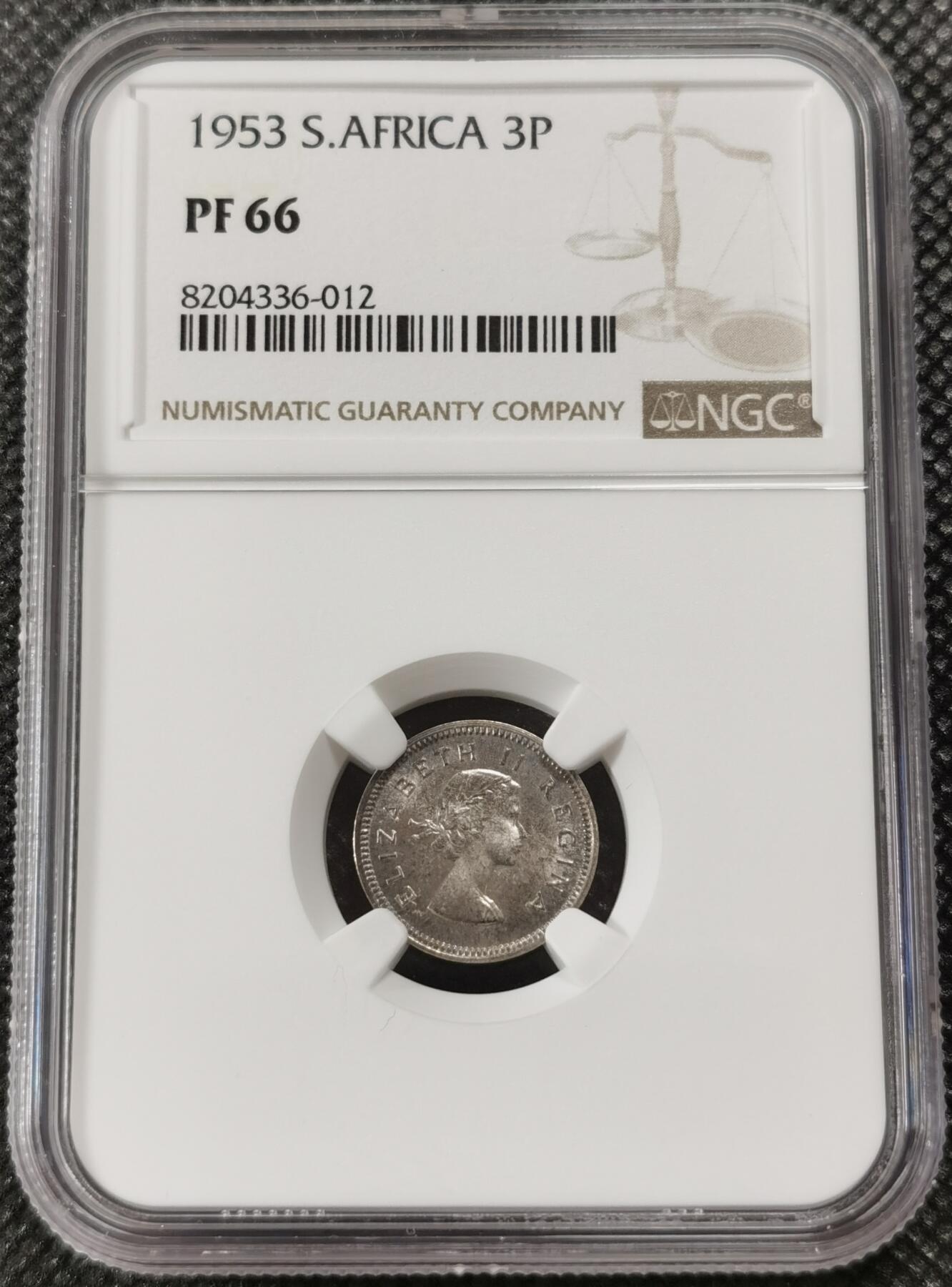 甄臻铺-世界钱币拍卖-南非西非东非专场（第10期）送拍享返佣金等优惠多多 NGC-PF66 英属南非 1953 3便士 精制 原味包浆，币面转光
