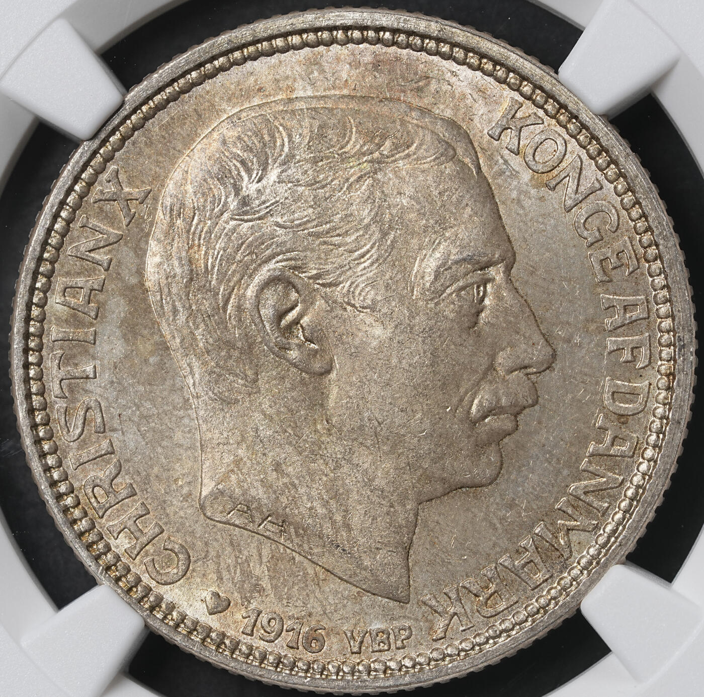 修遠堂世界钱币第六十二期 NGC MS64 1916年丹麦海豚2克朗银币 流通克朗MS均少见