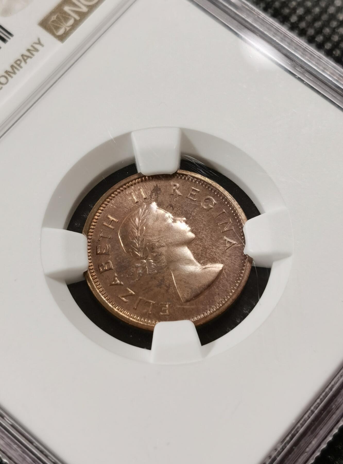 甄臻铺-世界钱币拍卖-南非西非东非专场（第10期）送拍享返佣金等优惠多多 NGC-PF66 英属南非 1956 1/4便士 精制 原味包浆，币面转光