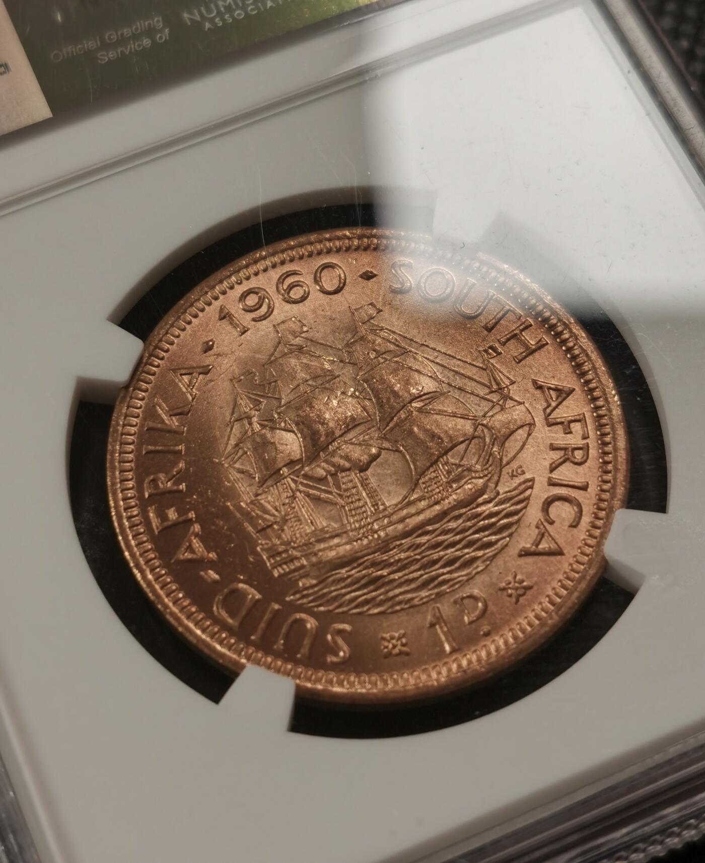 甄臻铺-世界钱币拍卖-南非西非东非专场（第10期）送拍享返佣金等优惠多多 NGC-MS64 英属南非 1960 1便士 原味包浆，币面漂亮