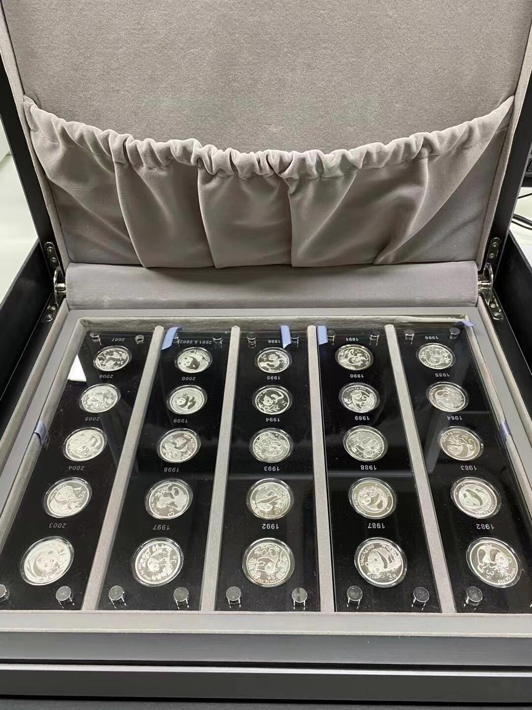 【金钰满堂钱币第三十九期】中国金银币/NGC.PMG评级币/金总封装币/投资熊猫币 2007年中国熊猫金币发行25周年银币套装.1/4盎司银*25枚.带盒带证