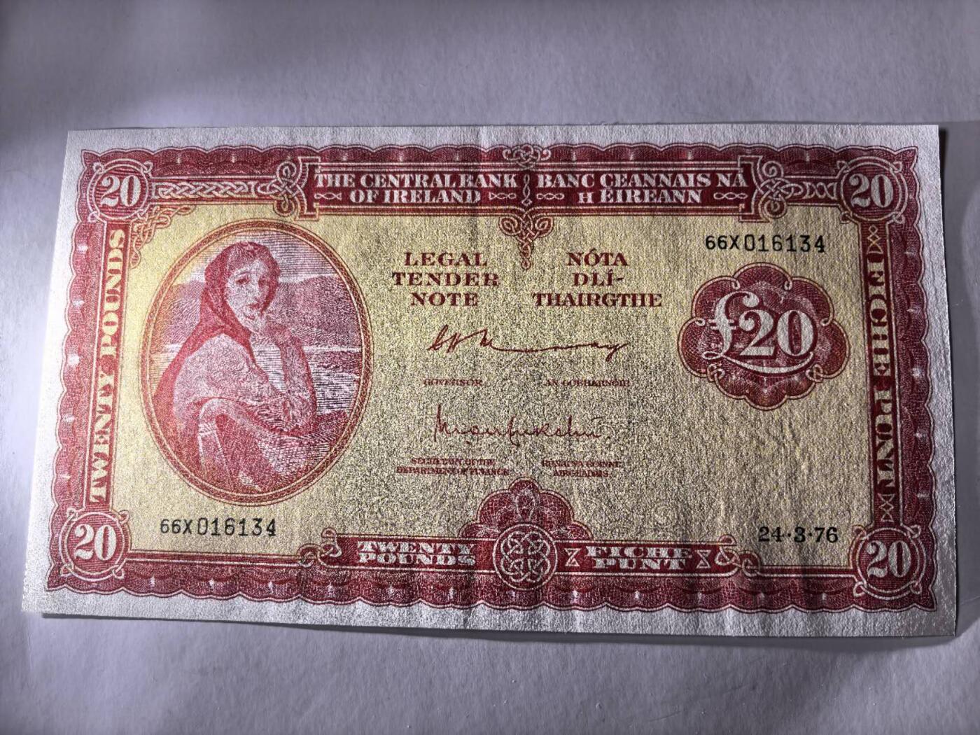收藏联盟Quantum Auction 第413期拍卖 @征集拍品 长期供货可享分佣福利 1976年爱尔兰20镑 大票幅 au有软折 见图详参