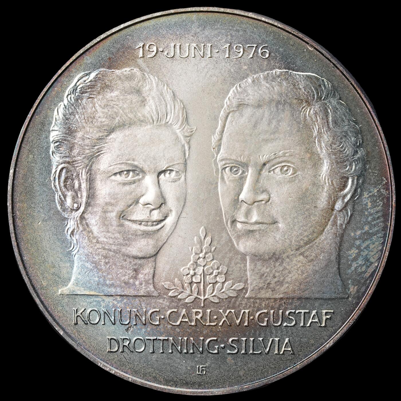 修遠堂世界钱币第六十二期 1976年瑞典国王结婚纪念50克朗大银币 完全未流通 五彩 27.12g，925银