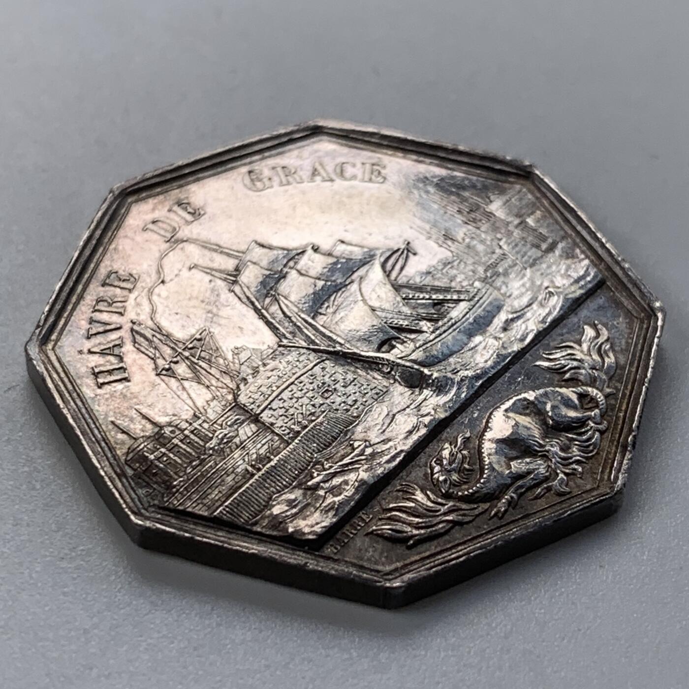 掌中浮雕-藏着的欧洲第024场