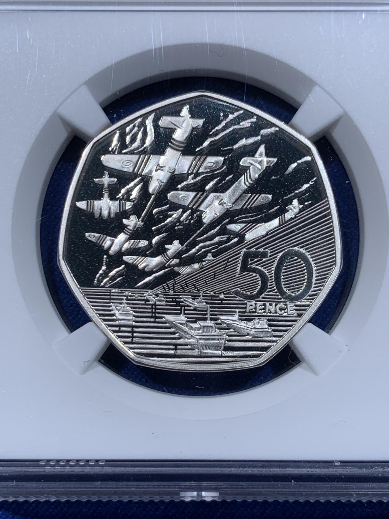 《竞宝斋》第365场 周日，周一 2场连拍 （全场包邮） NGC PF69UC 英国1994年诺曼底登陆50周年加厚版50便士精制纪念银币，【获奖币】荣膺克劳斯1996年大奖赛之最佳硬币、最受欢迎、最佳时事币（限量发行10000枚，重27克，925银材质，30MM币径，附带原厂盒证）