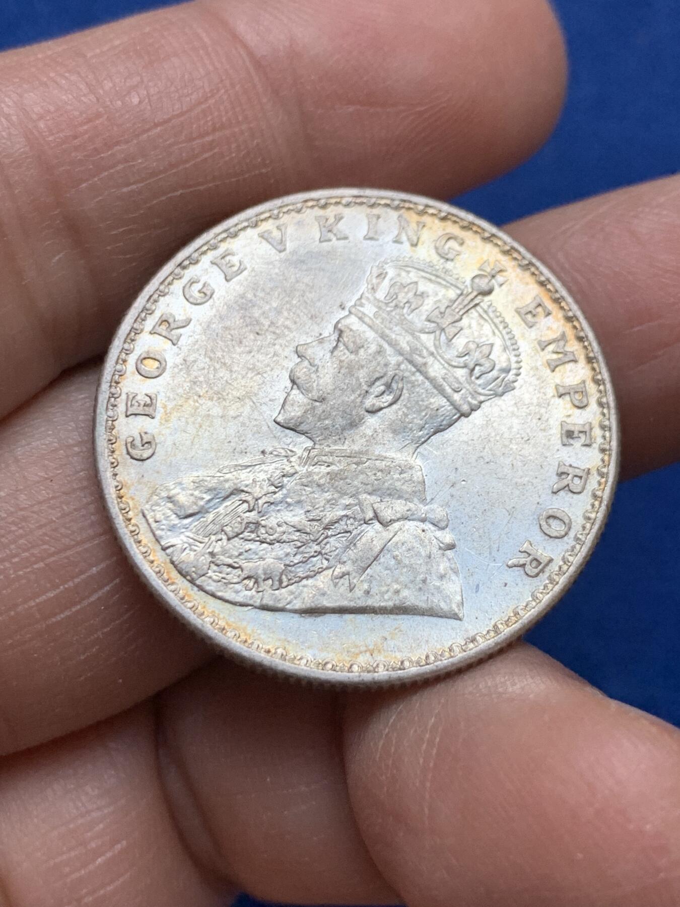 《竞宝斋》第365场 周日，周一 2场连拍 （全场包邮） 英属印度1918年乔治五世1卢比银币
