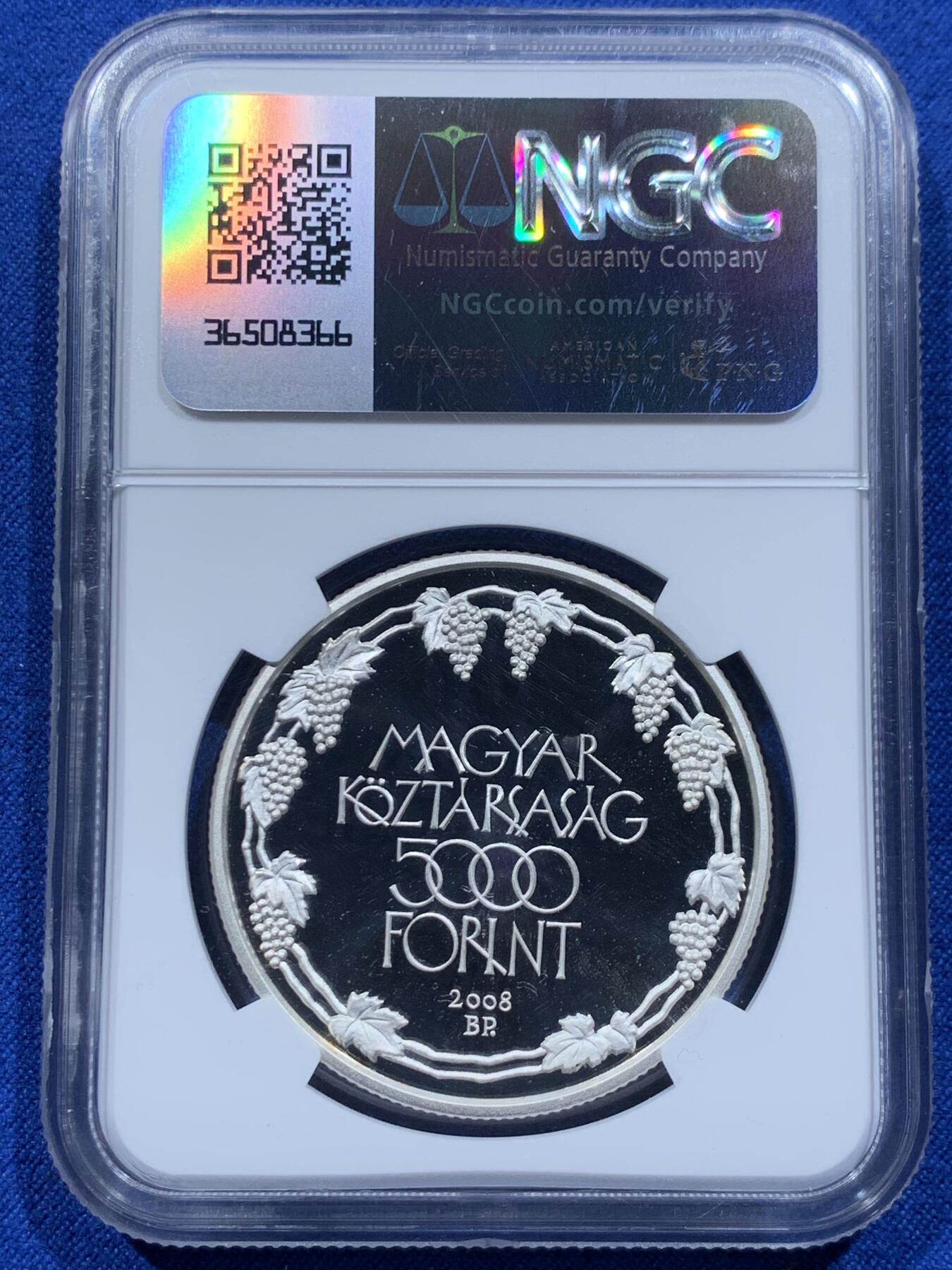 《竞宝斋》第365场 周日，周一 2场连拍 （全场包邮） NGC PF69UC 匈牙利2008年欧洲之星系列-托卡伊葡萄酒产地5000福林精制纪念银币，【获奖币】荣膺克劳斯2010年大奖赛之人民选择奖（限量发行15000枚，重31.46克，925银材质，38.61MM币径）