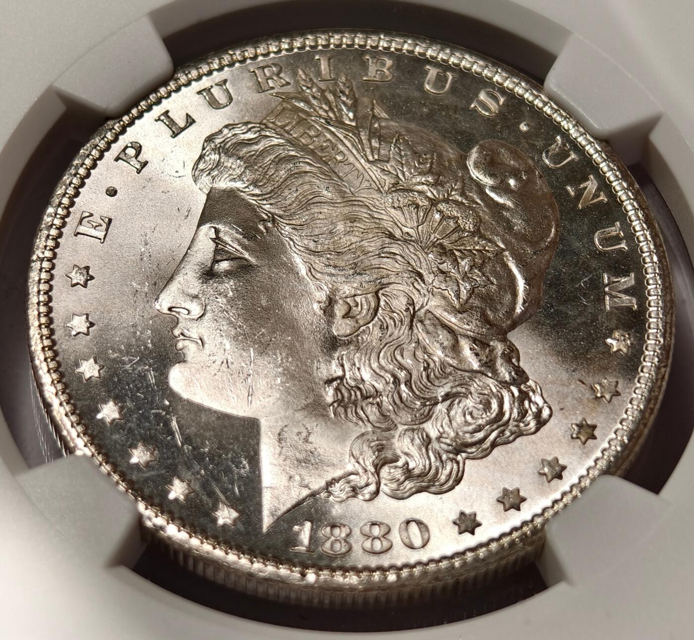 紫瑗钱币——第532期  美国 1880年 S版 摩根 大头妹 1美元 银币 NGC MS64