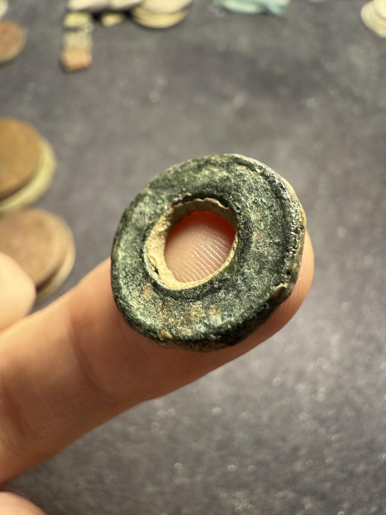 南宋泉阁俄币 外币 国币 专场第八期 唐 七河地区无文砝码钱 小样 圆孔 少见