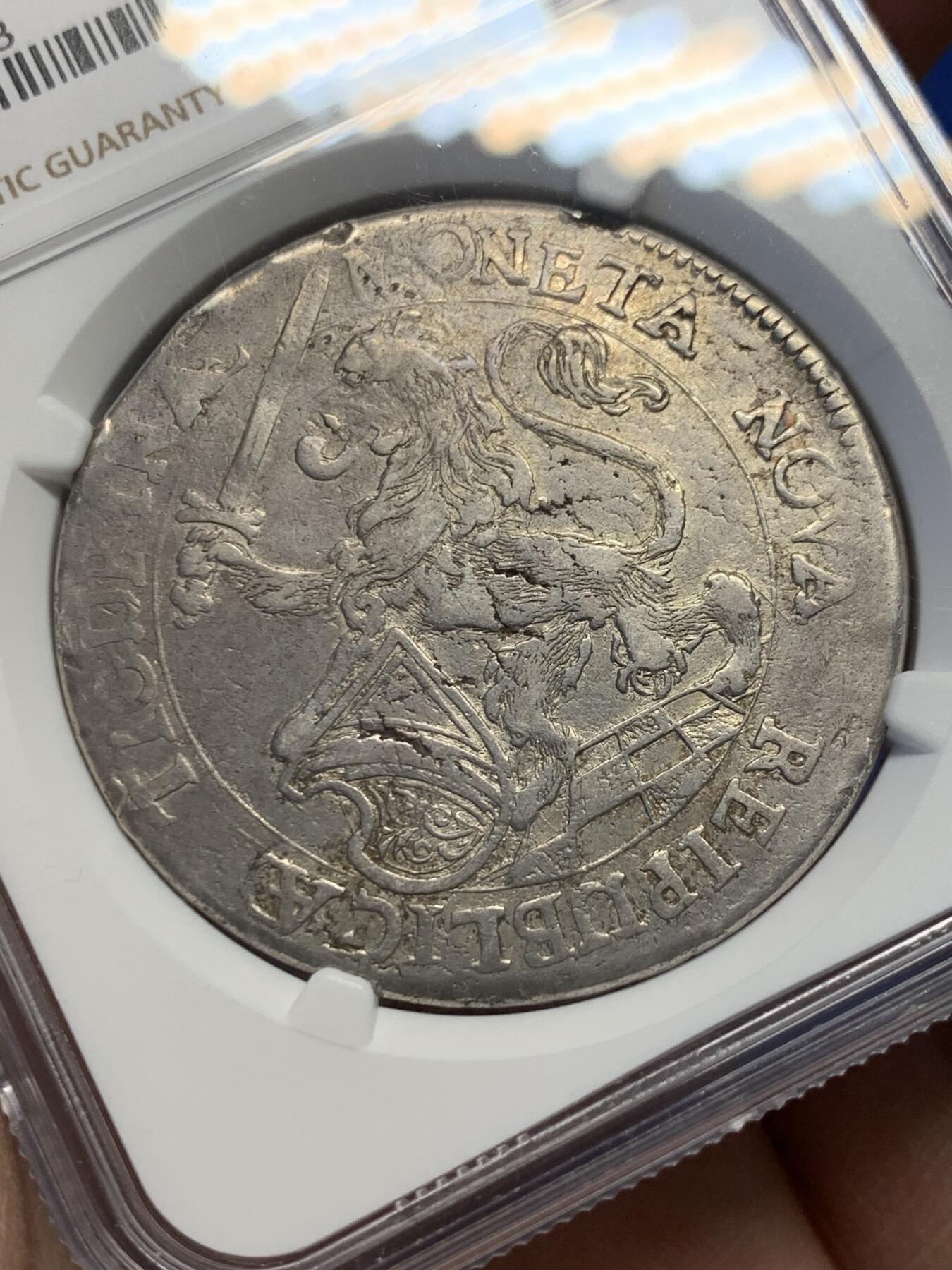 《竞宝斋》第366场 周日，周一 2场连拍 （全场包邮） NGC VF30 瑞士 1663年 苏黎世 狮子泰勒大银币 17世纪瑞士品种 很难见到了