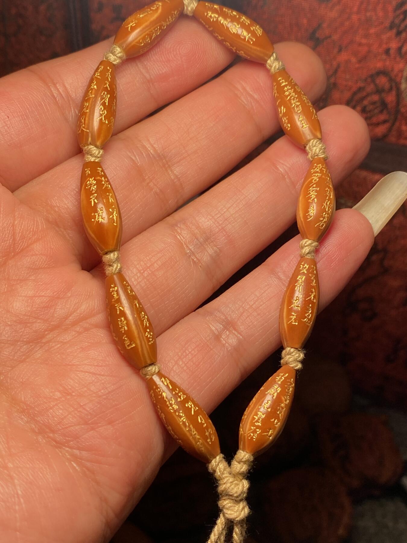 福利苏工核雕纯手工雕刻铁核细长柳叶手工微型般若，小籽，市场少见，尺寸0。78x1.9喜欢的来价不贵