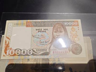 【世界钱币】精选微拍第173期暨2025年第12期  部分卖剩新品上架  1993年哥伦比亚10000 全新绝品无47尾号1131