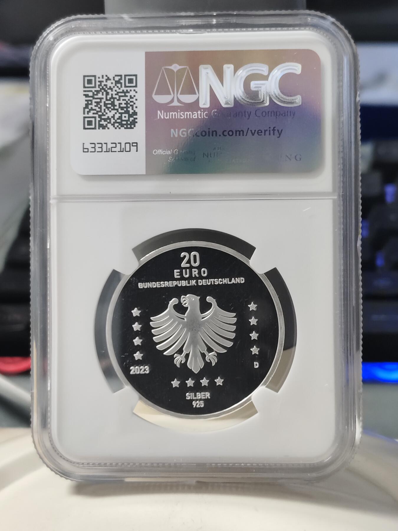 第168期拍卖【长期征集拍品】 德国2023年发行威廉希卡德发明第一台机械计器400周年纪念银币NGC-PF68带卡装，925银，18克