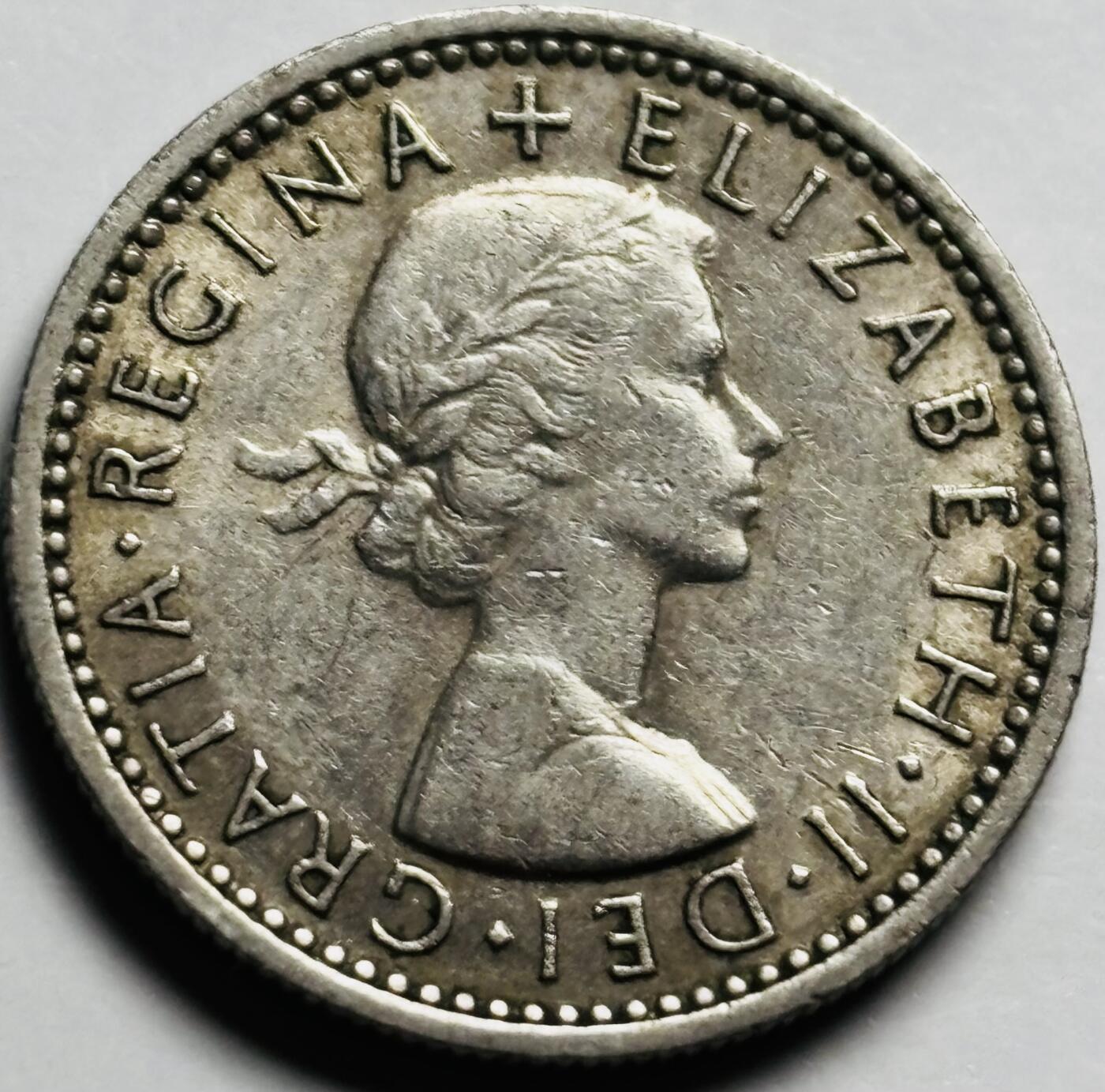 文馨钱币收藏第 233 场 带光美品1964 年英国幸运 6 便士