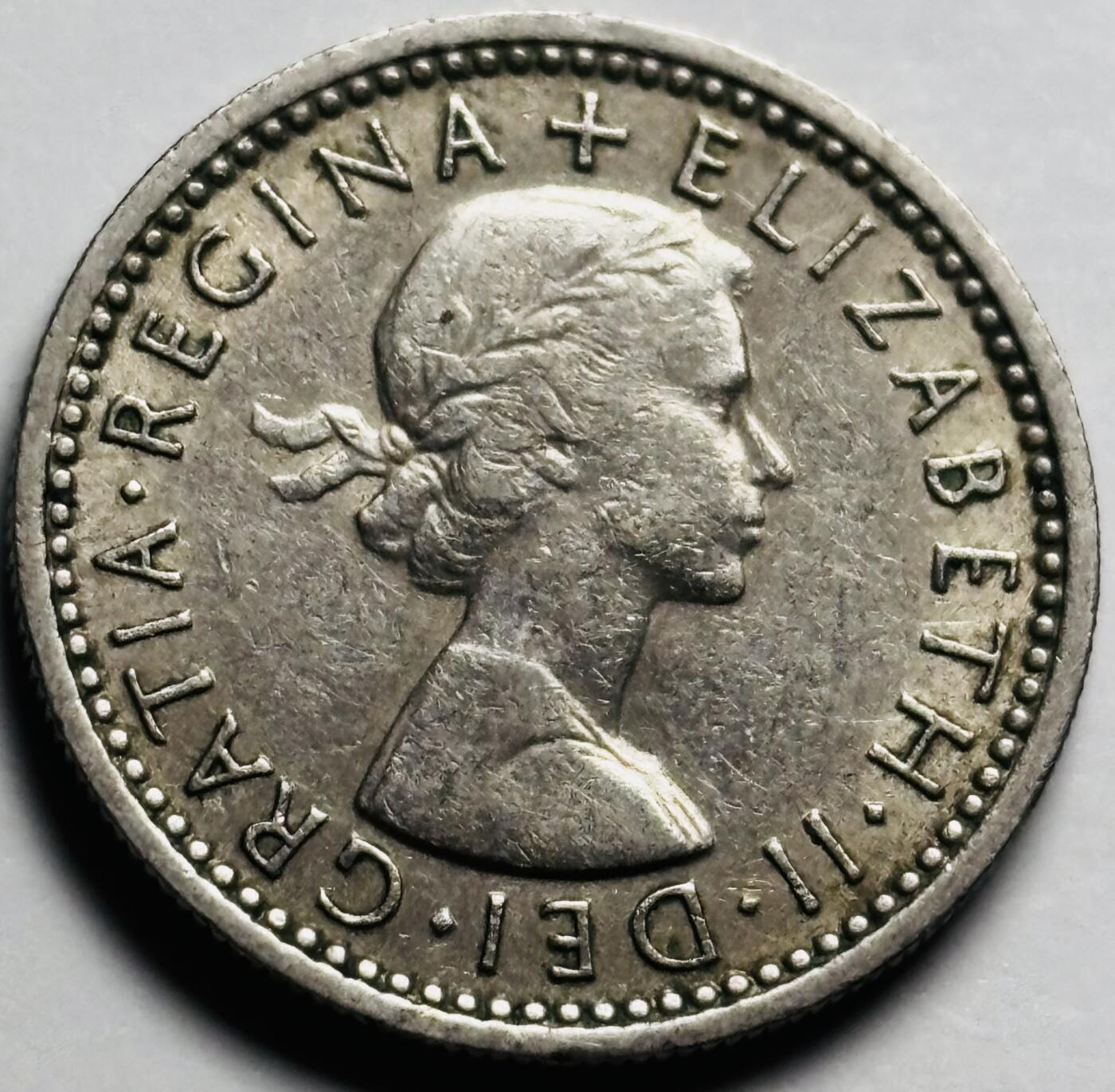 文馨钱币收藏第 233 场 带光美品1963 年英国幸运 6 便士