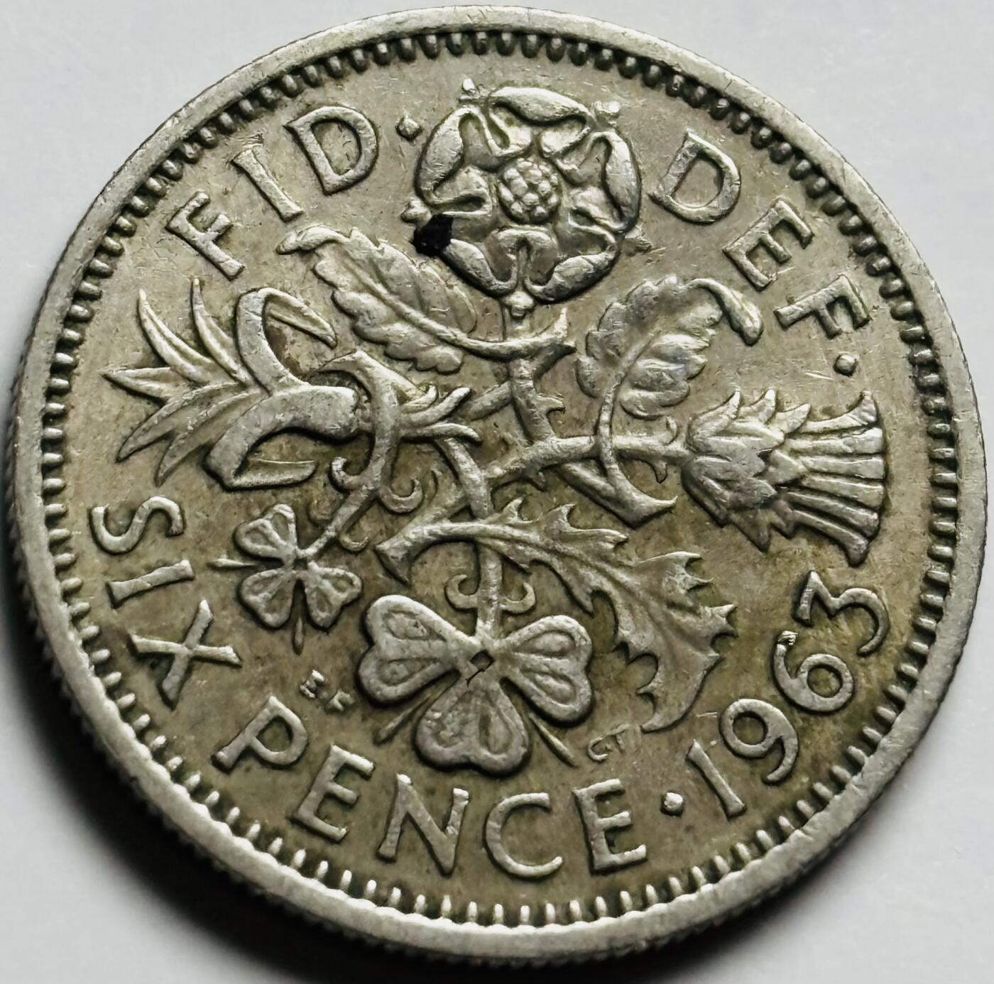 文馨钱币收藏第 233 场 带光美品1963 年英国幸运 6 便士