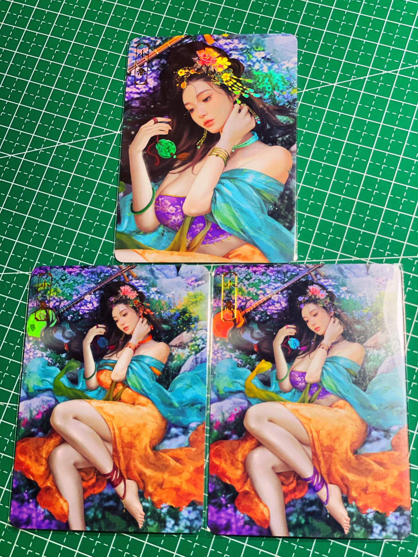 显眼宝第八期 私人收藏欣赏一下吧 【限编061号】卡将绝代芳华 小乔 一套三张  金彩工艺