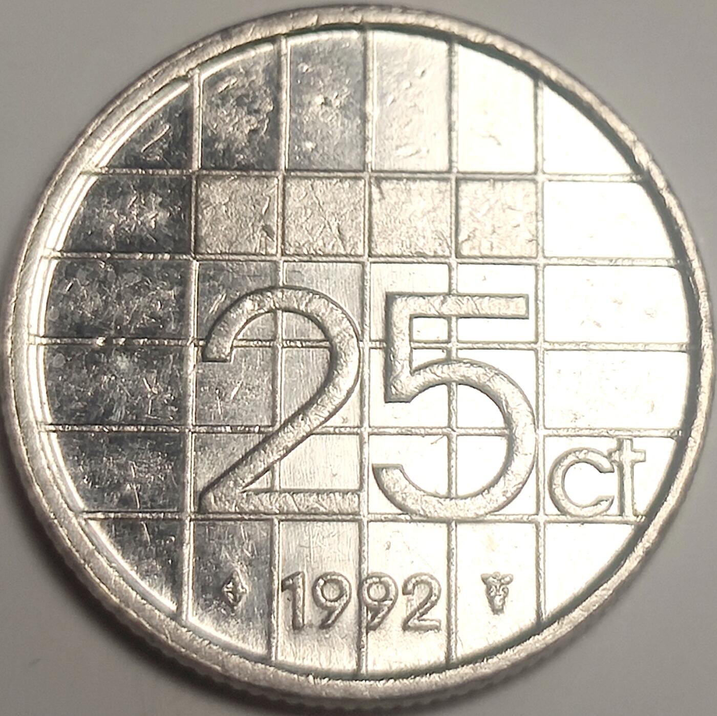 泉币菌-第15场-中外散币乐园 荷兰1992年25分镍币，贝娅特丽克丝女王