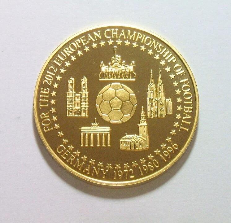 德国2012年首次夺欧洲杯50年 高浮雕精制大镀金章 40MM