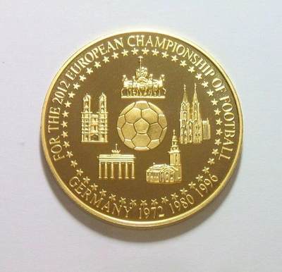 德国2012年首次夺欧洲杯50年 高浮雕精制大镀金章 40MM - 德国2012年首次夺欧洲杯50年 高浮雕精制大镀金章 40MM