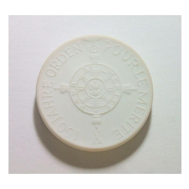 德国大物理学家 X光之父伦琴 白色高浮雕大陶章 40MM