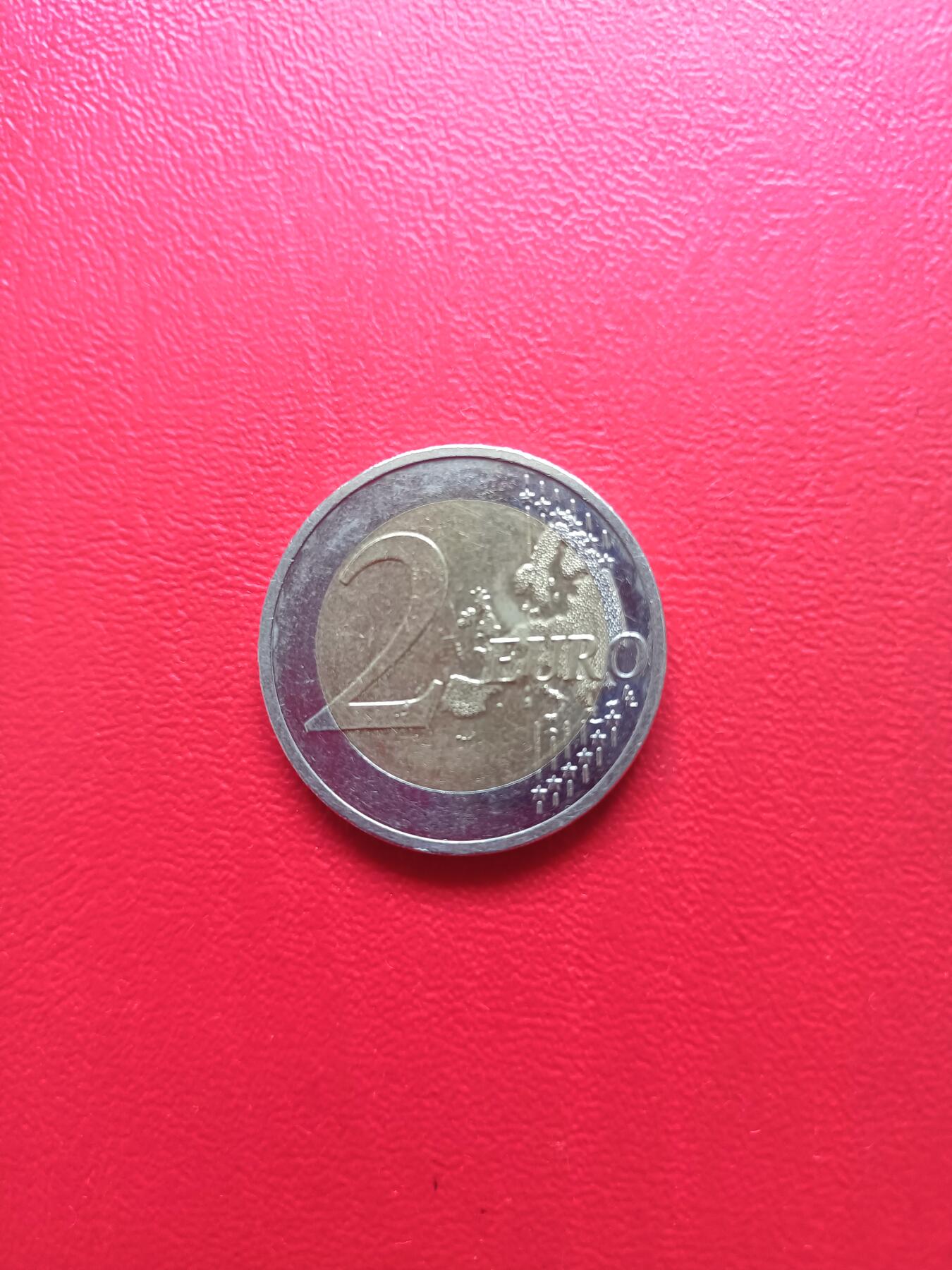 德国2012年殴元发行10周年2E纪念币，G标，UNC，面值地图处有一小划痕，特价，详见图片，按图发货。