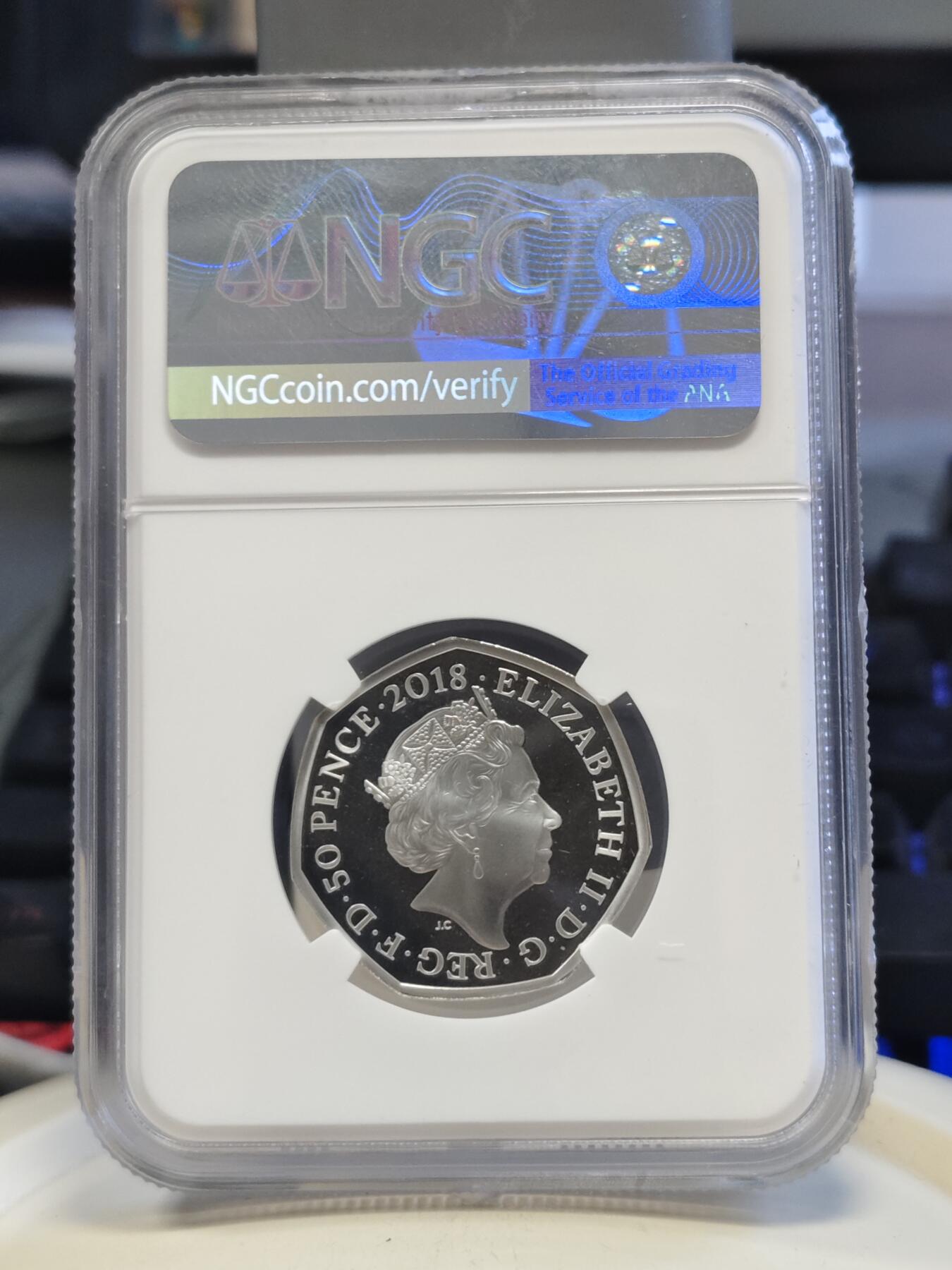 第168期拍卖【长期征集拍品】 英国2018年彼得兔系列点鼠太太50便士精制彩色银币NGC-PF69无盒无证书，925银，8克