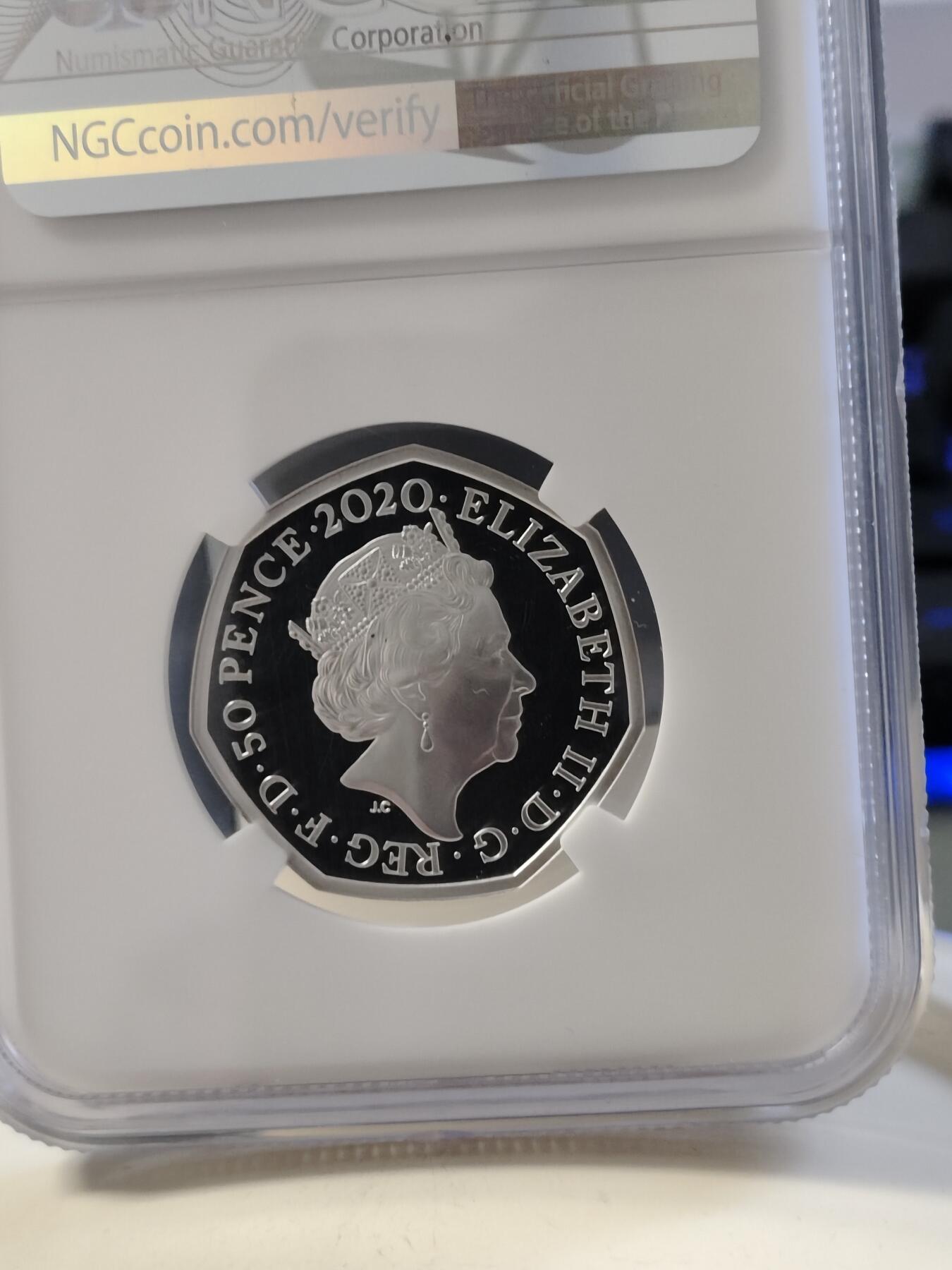 第168期拍卖【长期征集拍品】 英国2020年维尼熊和它的小伙伴系列1彩色纪念银币NGC-PF70首原盒证书，925银，8克，发行18000枚，