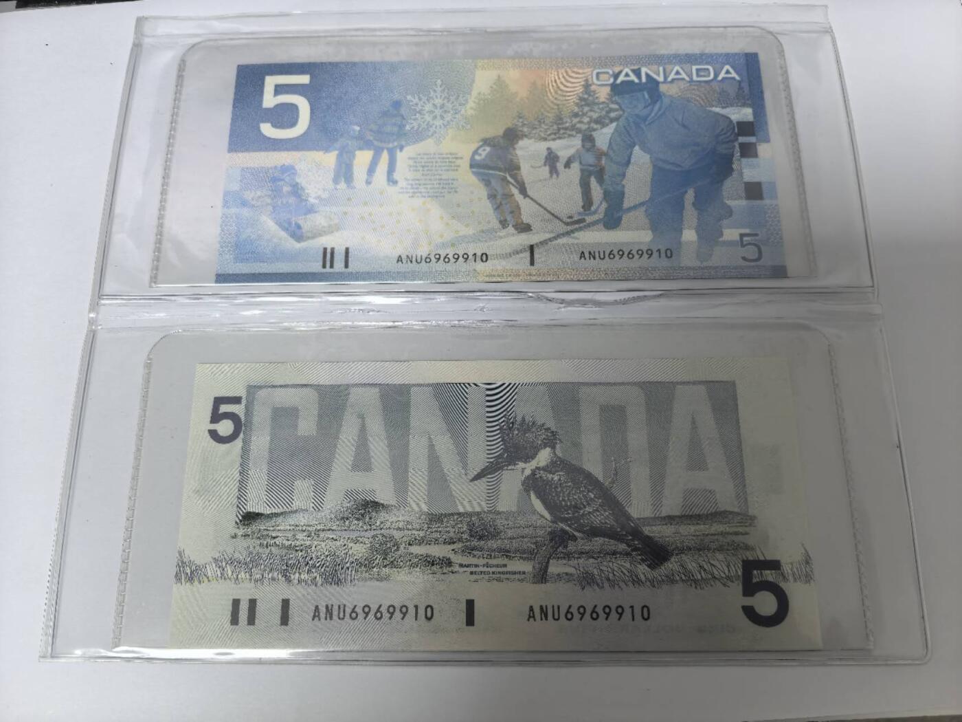 收藏联盟Quantum Auction 第415期拍卖 @征集拍品 长期供货可享分佣福利 加拿大换版本5加元 完全同号钞冠号亦同 倒置号全新塑封装