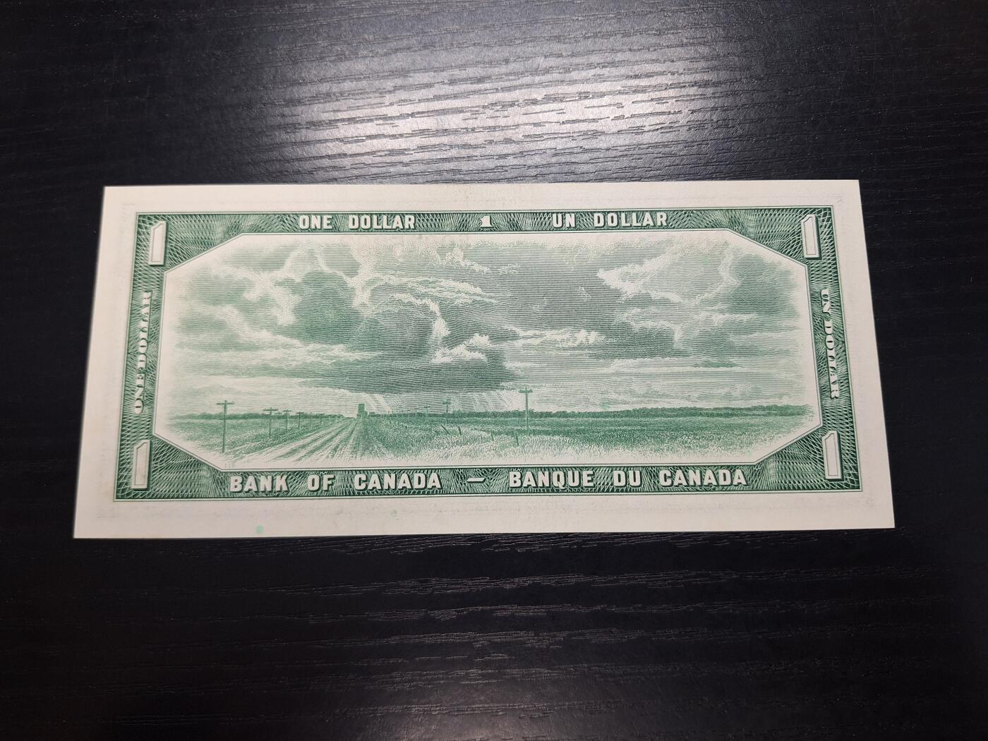 博彦收藏  4月8日 8点钱币专场 1954加拿大女皇一元 无47 UNC