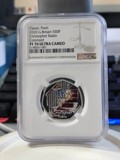 第168期拍卖【长期征集拍品】 - 英国2020年维尼熊和它的小伙伴系列2彩色纪念银币NGC-PF70原盒证书，925银，8克，发行量18000枚