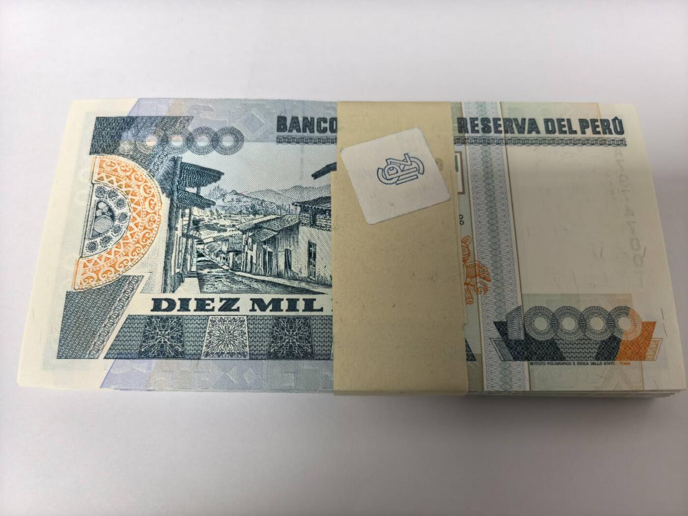 收藏联盟Quantum Auction 第415期拍卖 @征集拍品 长期供货可享分佣福利 1988年秘鲁10000比索 百连原刀全新